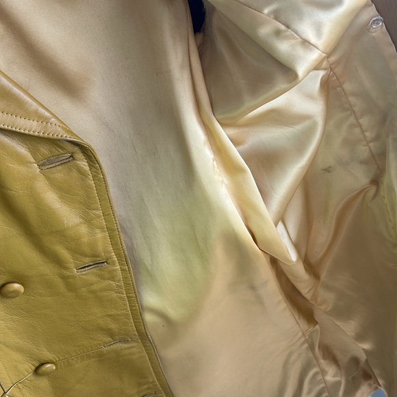 Vintage leather Yellow Coat - Picture 4 of 7